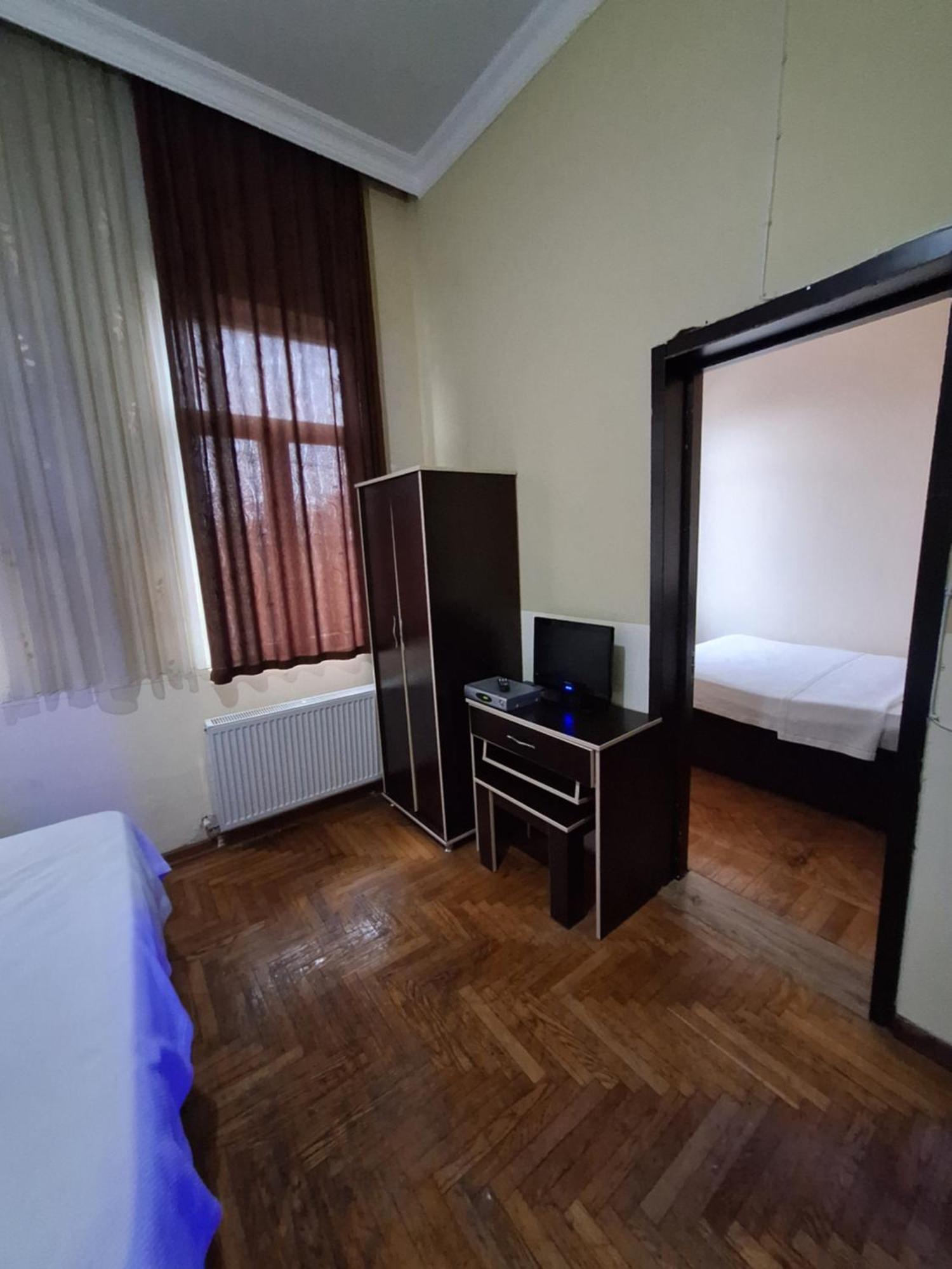 Gold Hotel Batum Ngoại thất bức ảnh
