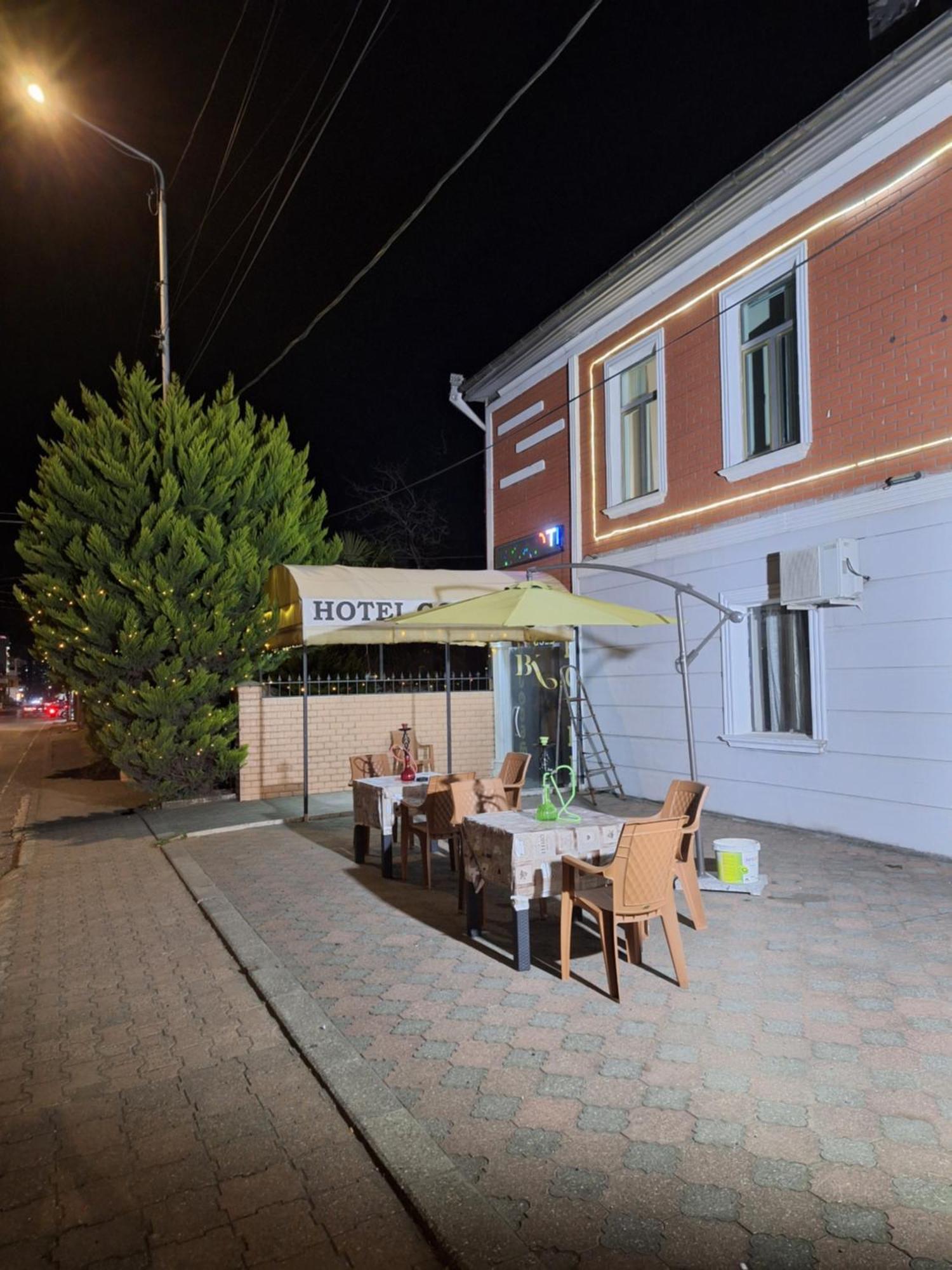Gold Hotel Batum Ngoại thất bức ảnh