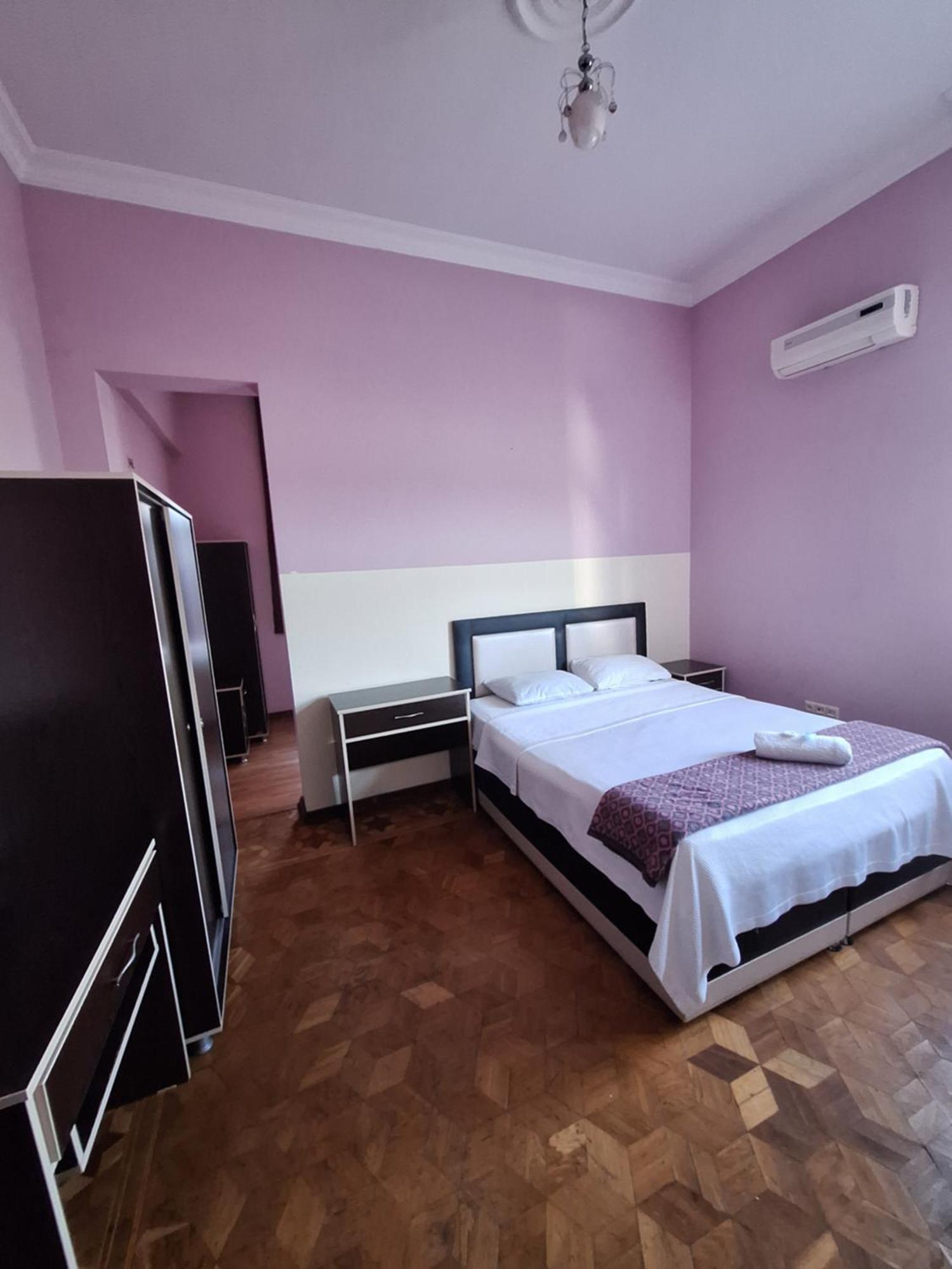 Gold Hotel Batum Ngoại thất bức ảnh