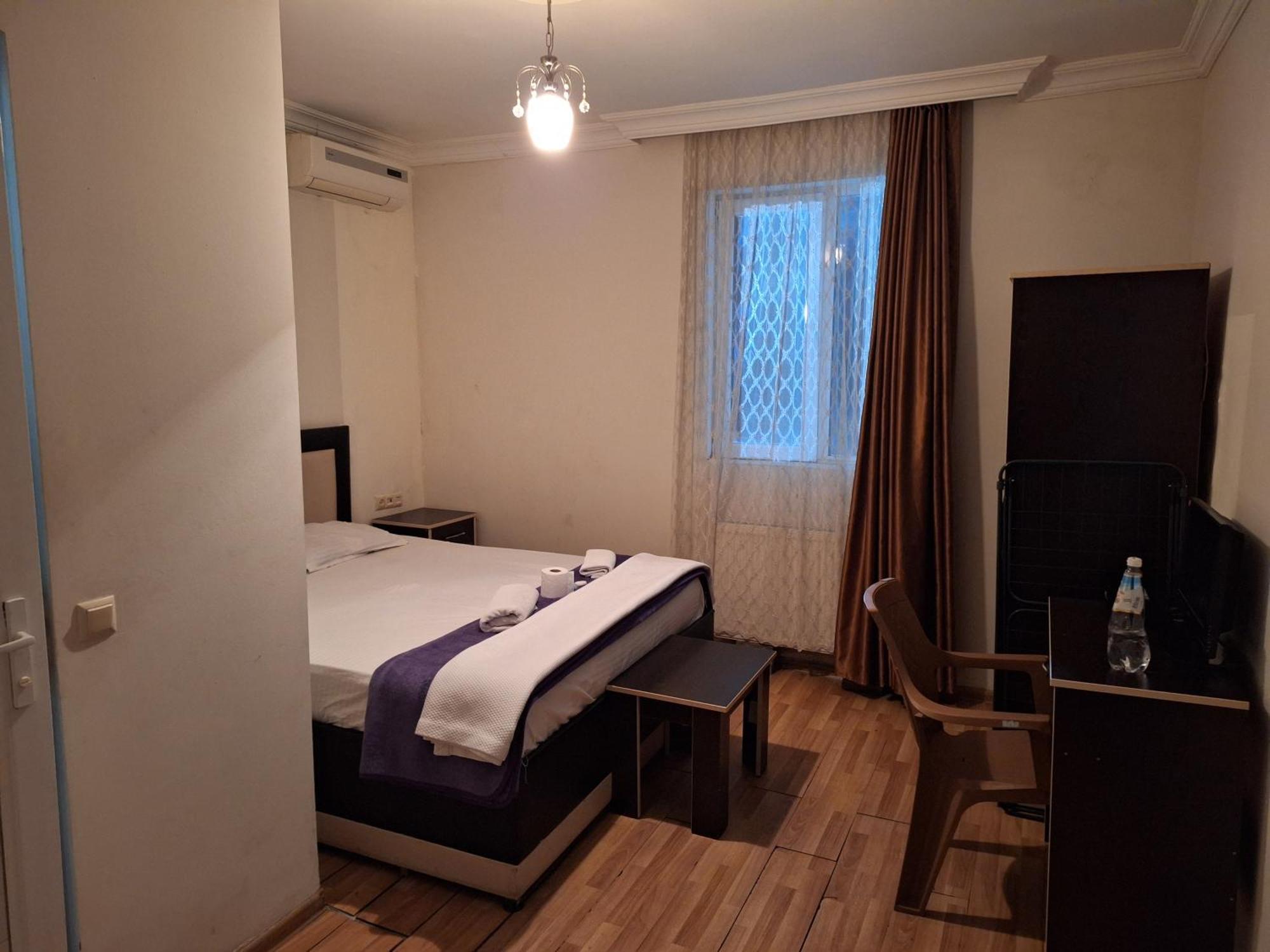 Gold Hotel Batum Ngoại thất bức ảnh