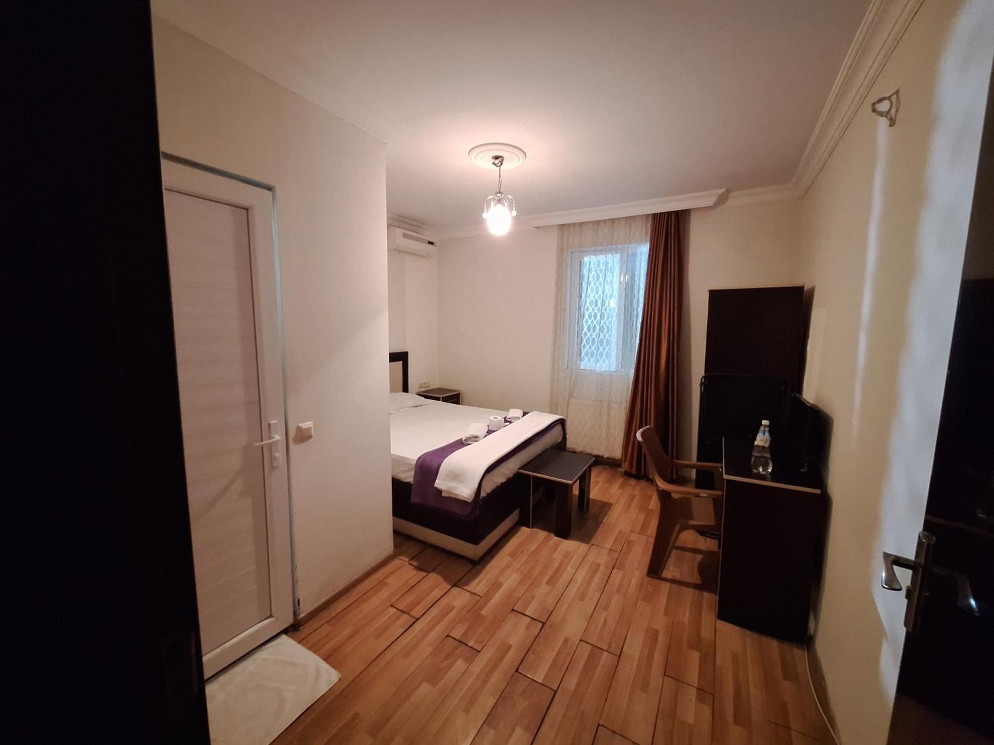 Gold Hotel Batum Ngoại thất bức ảnh