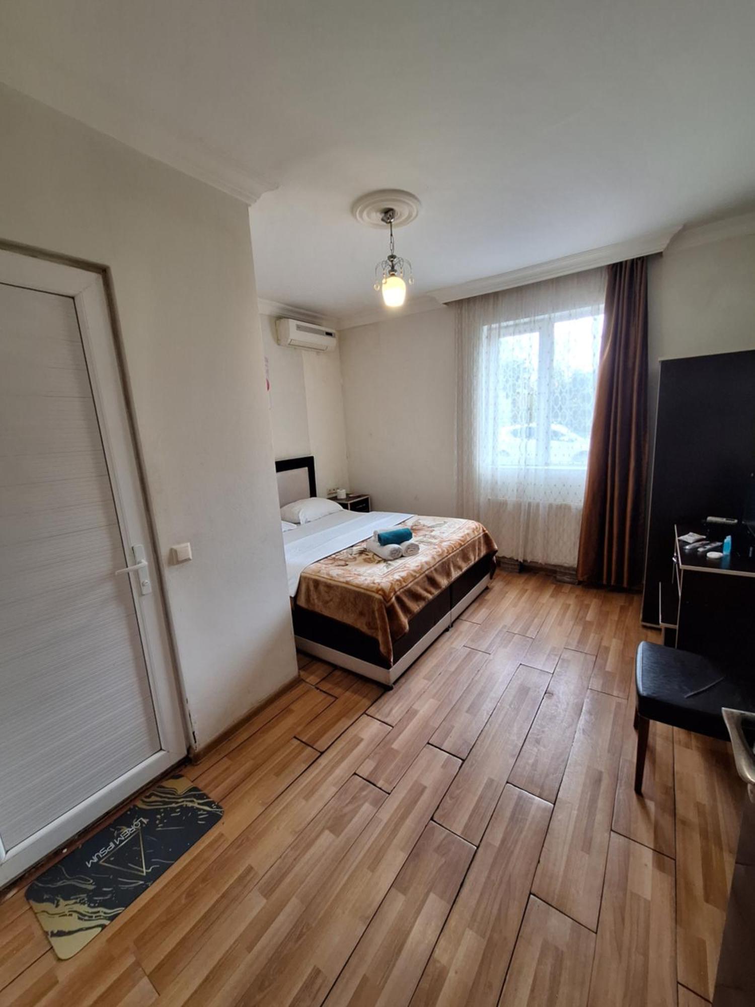 Gold Hotel Batum Ngoại thất bức ảnh